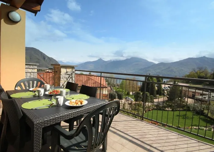 Oleandro Balcony 5 - By Lovecomo בית נופש